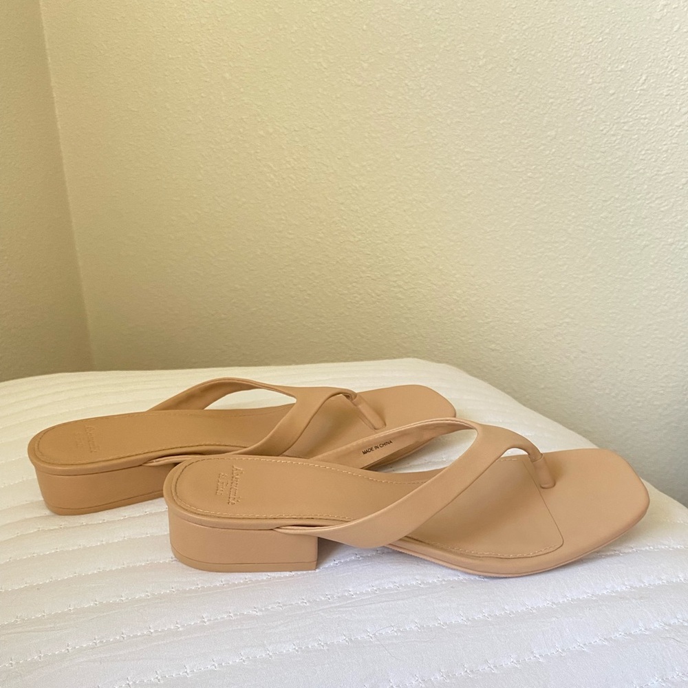 A&F Block Heel Flip Flops